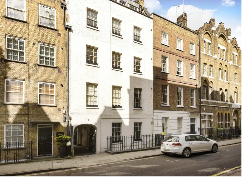 Spacious & Modern 2-Bed Flat in Prime Central London – Ideal for Professionals & Students