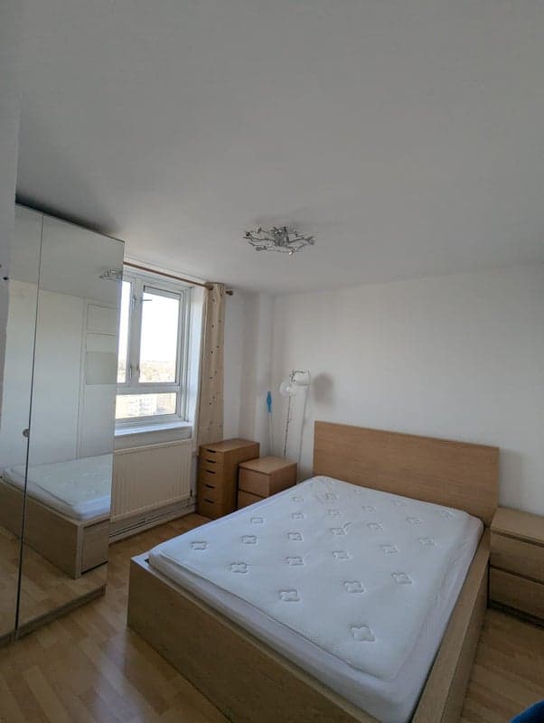 Room Available near Swiss Cottage Station - Image 1