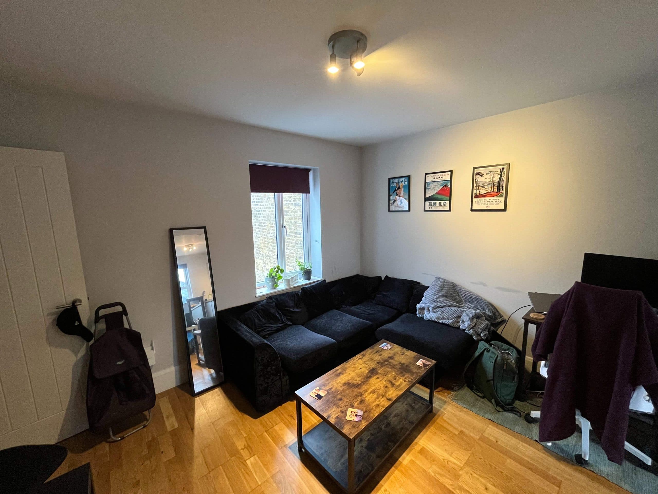 Whole 2-bed flat to rent in SW