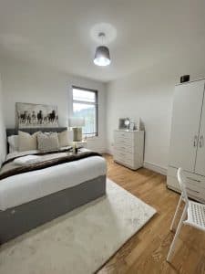 Beautifully decorated spacious rooms