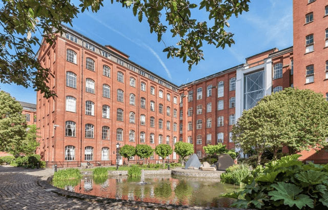 Duplex flat for rent in Bow Quarter