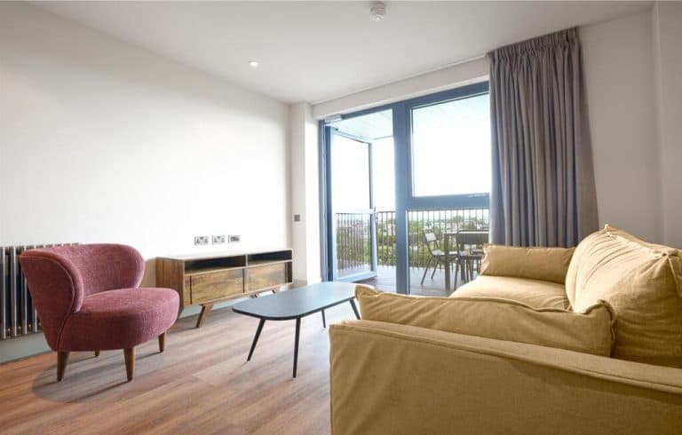 Short-Term 2-Bed 2-Bath Apartment at The Sessile – Steps from the Victoria Line (Feb–June 2026)